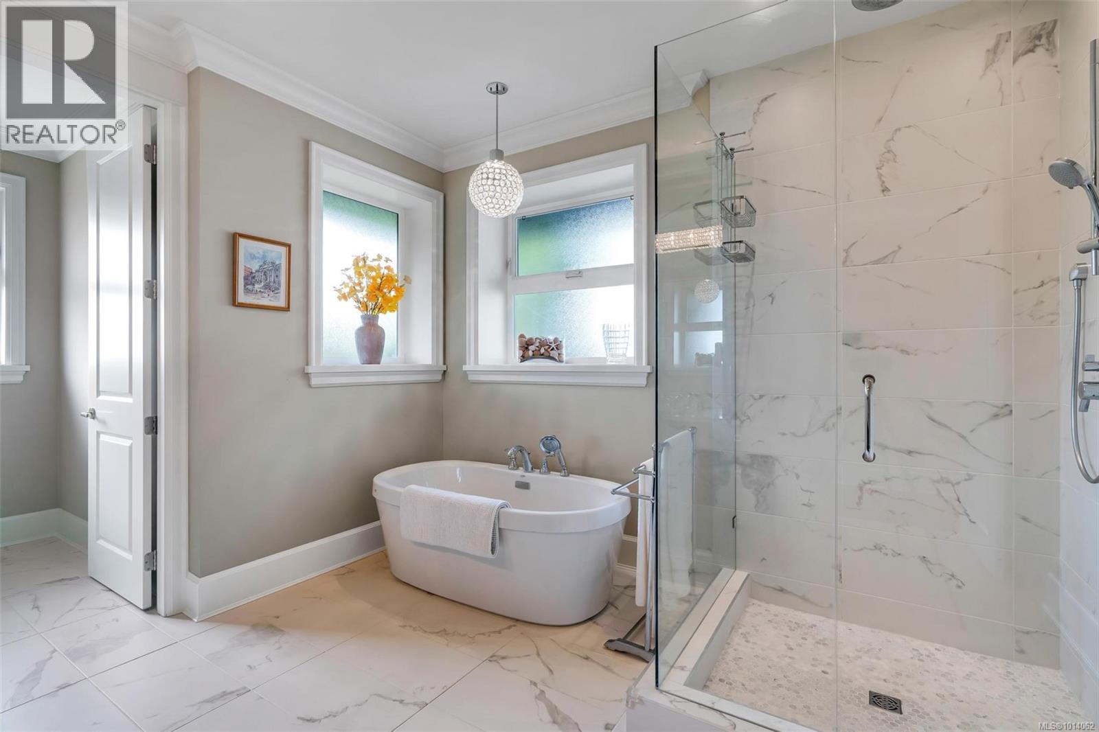 5058 Catalina Terr, Saanich