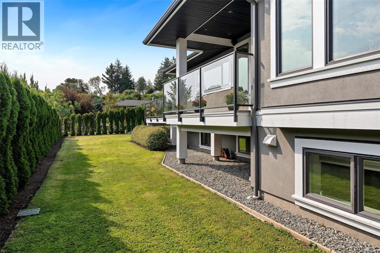 5058 Catalina Terr, Saanich