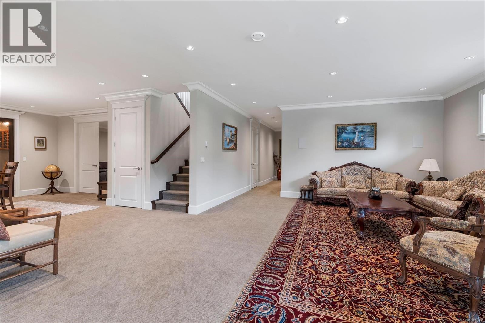 5058 Catalina Terr, Saanich