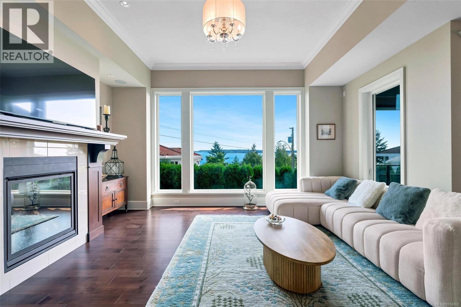 5058 Catalina Terr, Saanich