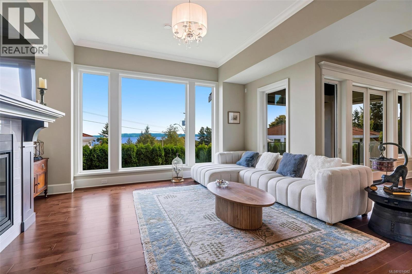 5058 Catalina Terr, Saanich