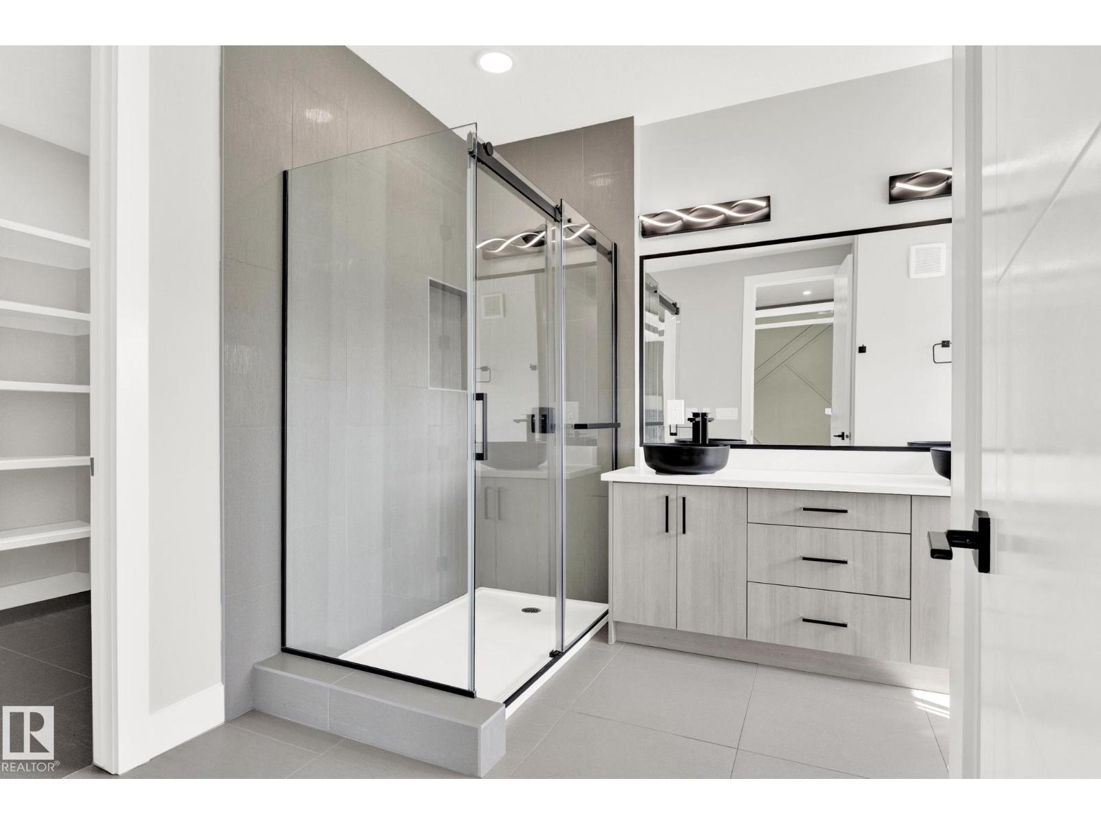 3118 KOSTASH GR SW, Edmonton