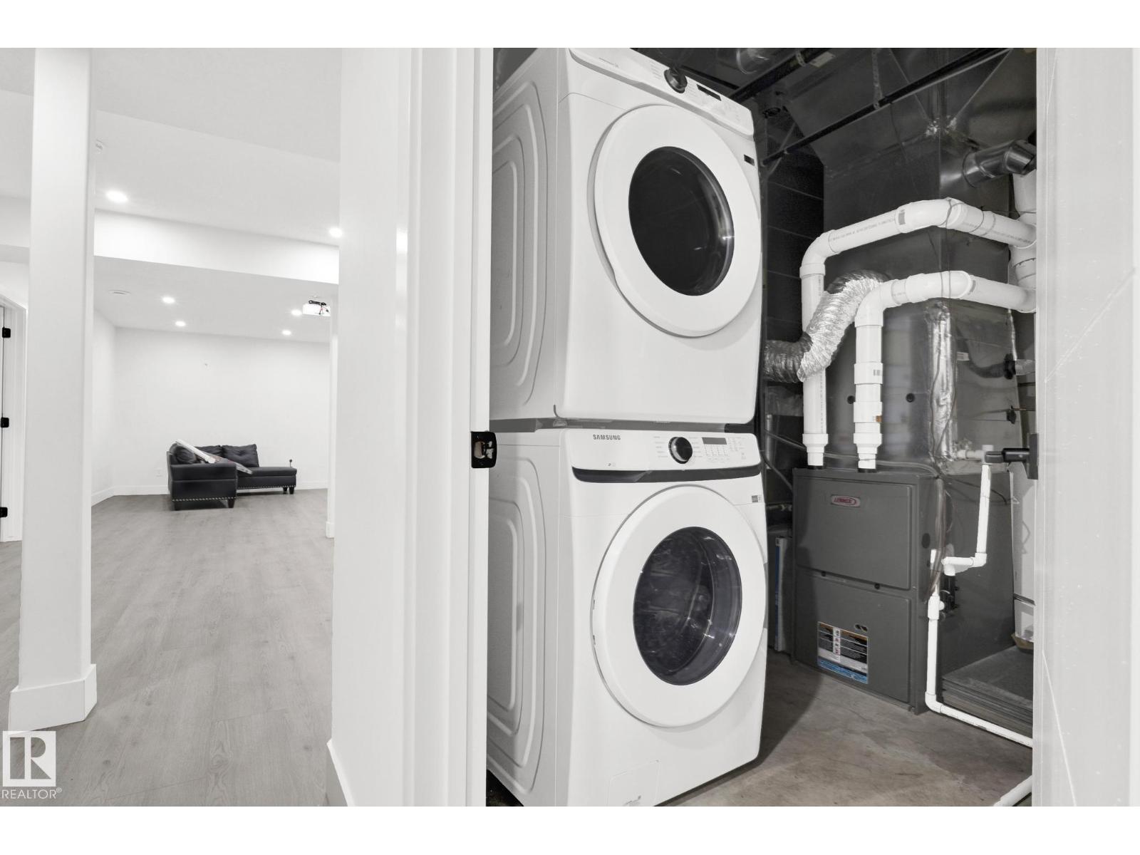 3118 KOSTASH GR SW, Edmonton