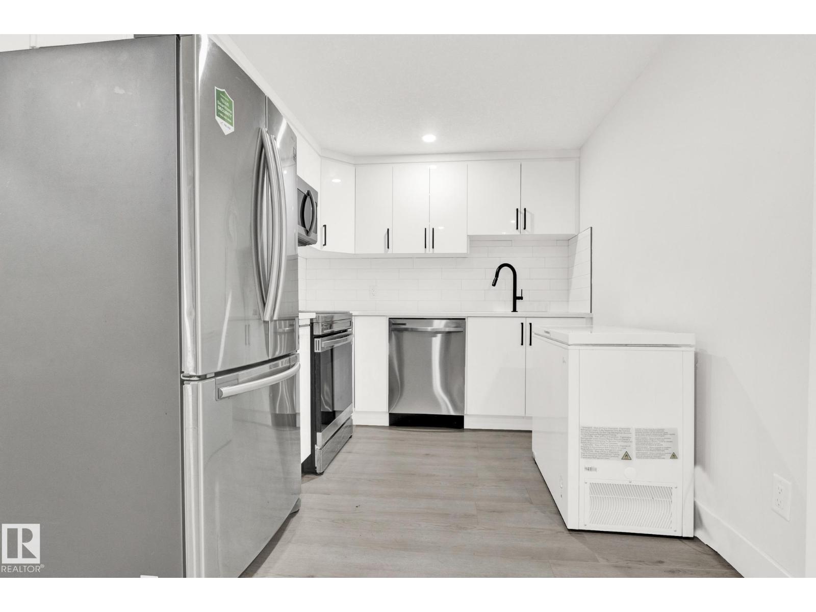 3118 KOSTASH GR SW, Edmonton