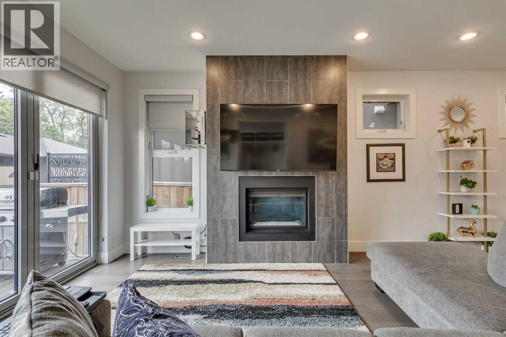 Single Family House for Sale in   Street NW Parkdale Calgary 