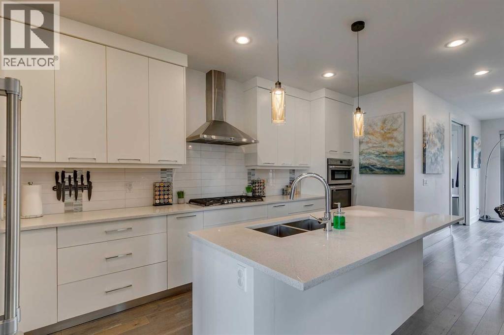 Single Family House for Sale in   Street NW Parkdale Calgary 