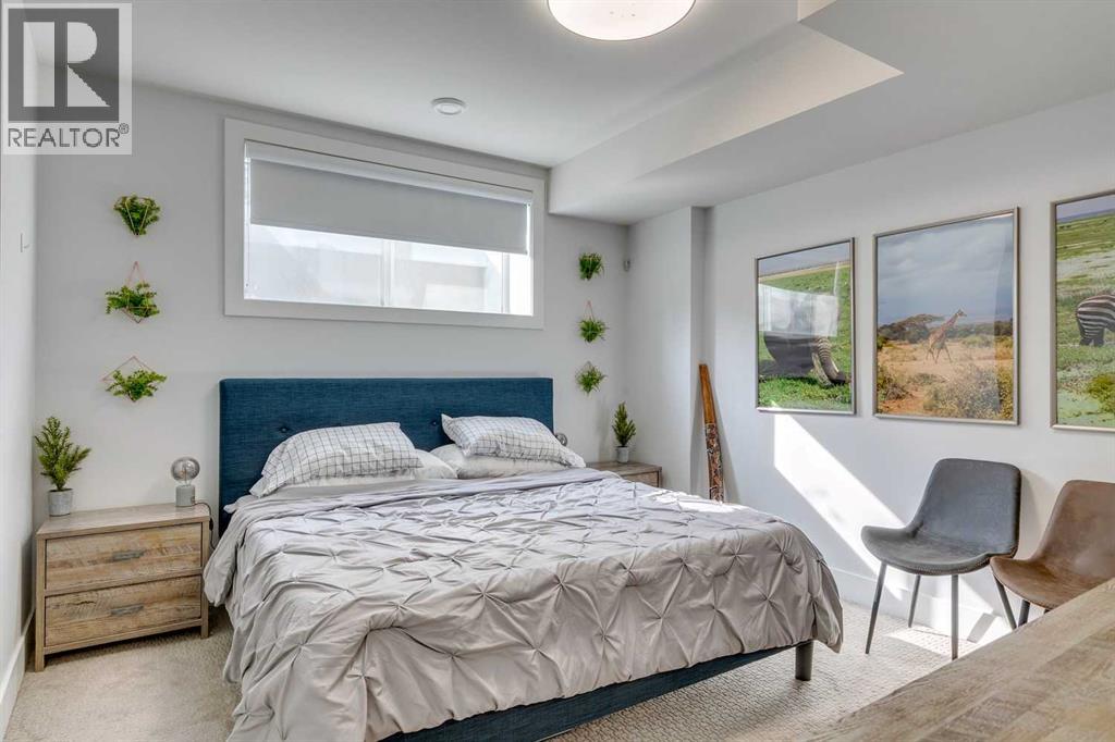Single Family House for Sale in   Street NW Parkdale Calgary 