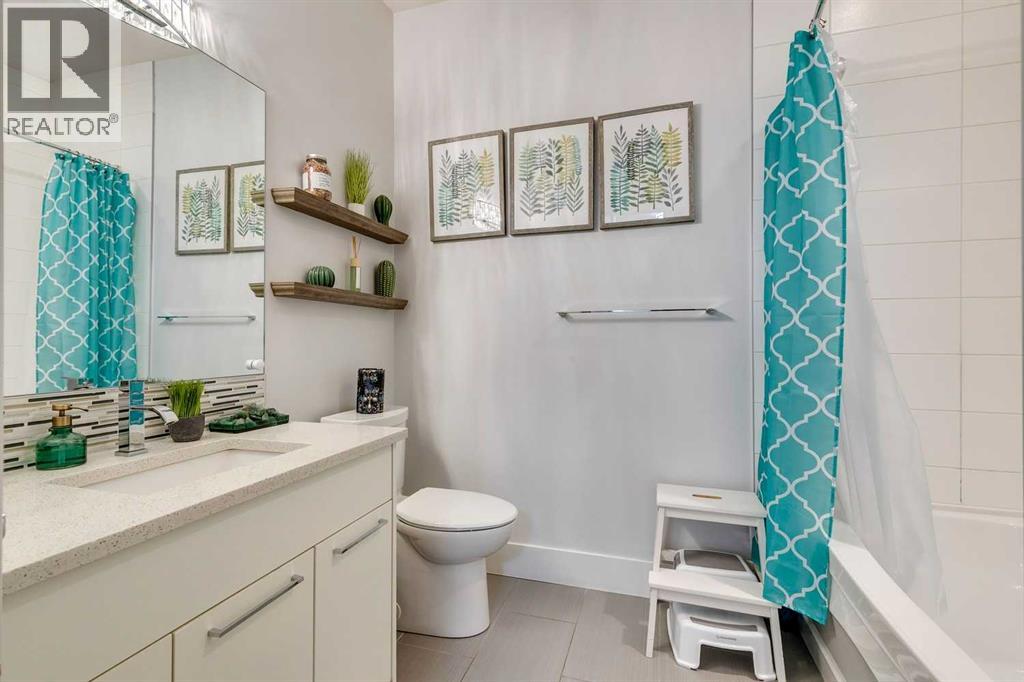 Single Family House for Sale in   Street NW Parkdale Calgary 