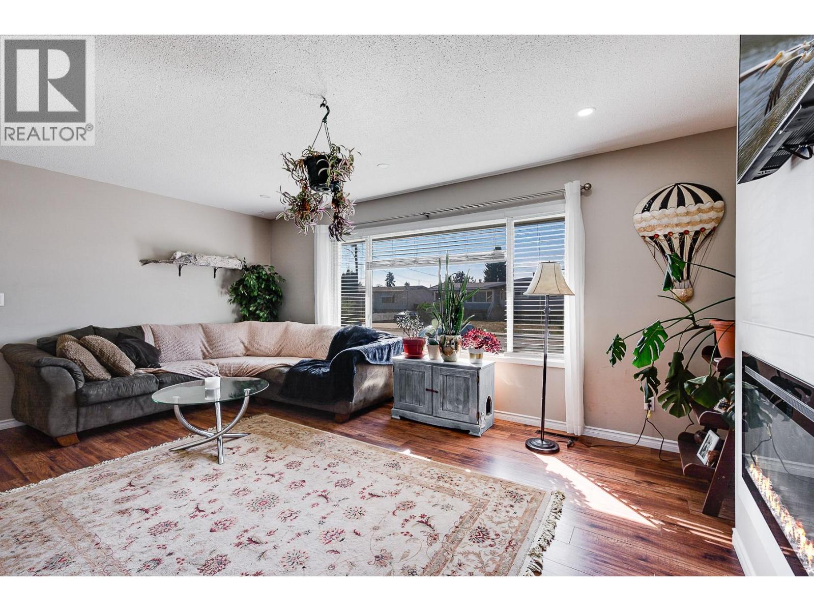  315 Prior Road South, Kelowna