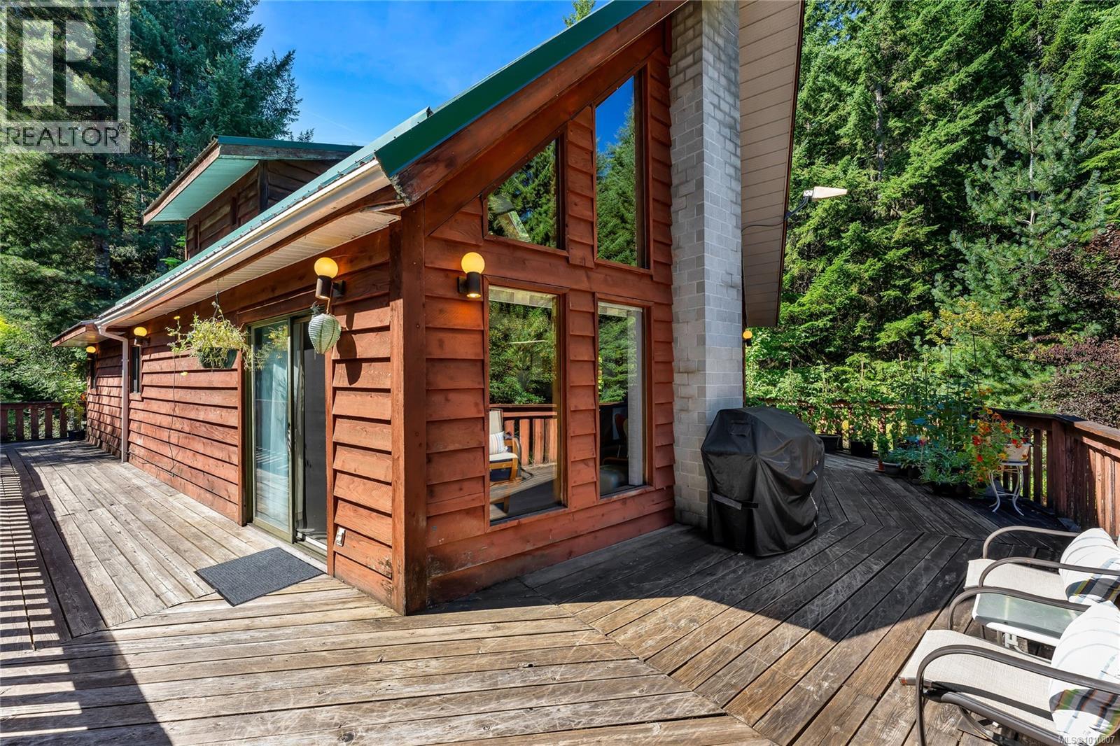 3550 Lakeshaw Rd, Cobble Hill