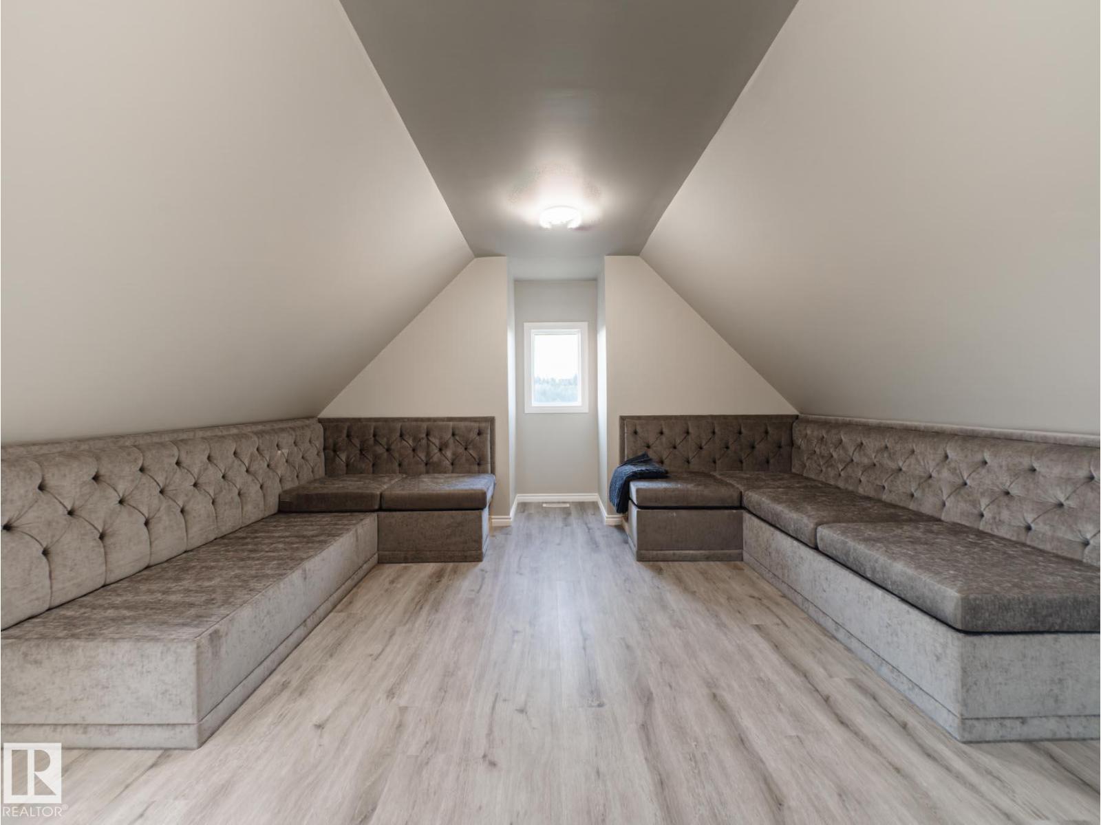 22250 TWP ROAD 512, Rural Strathcona County