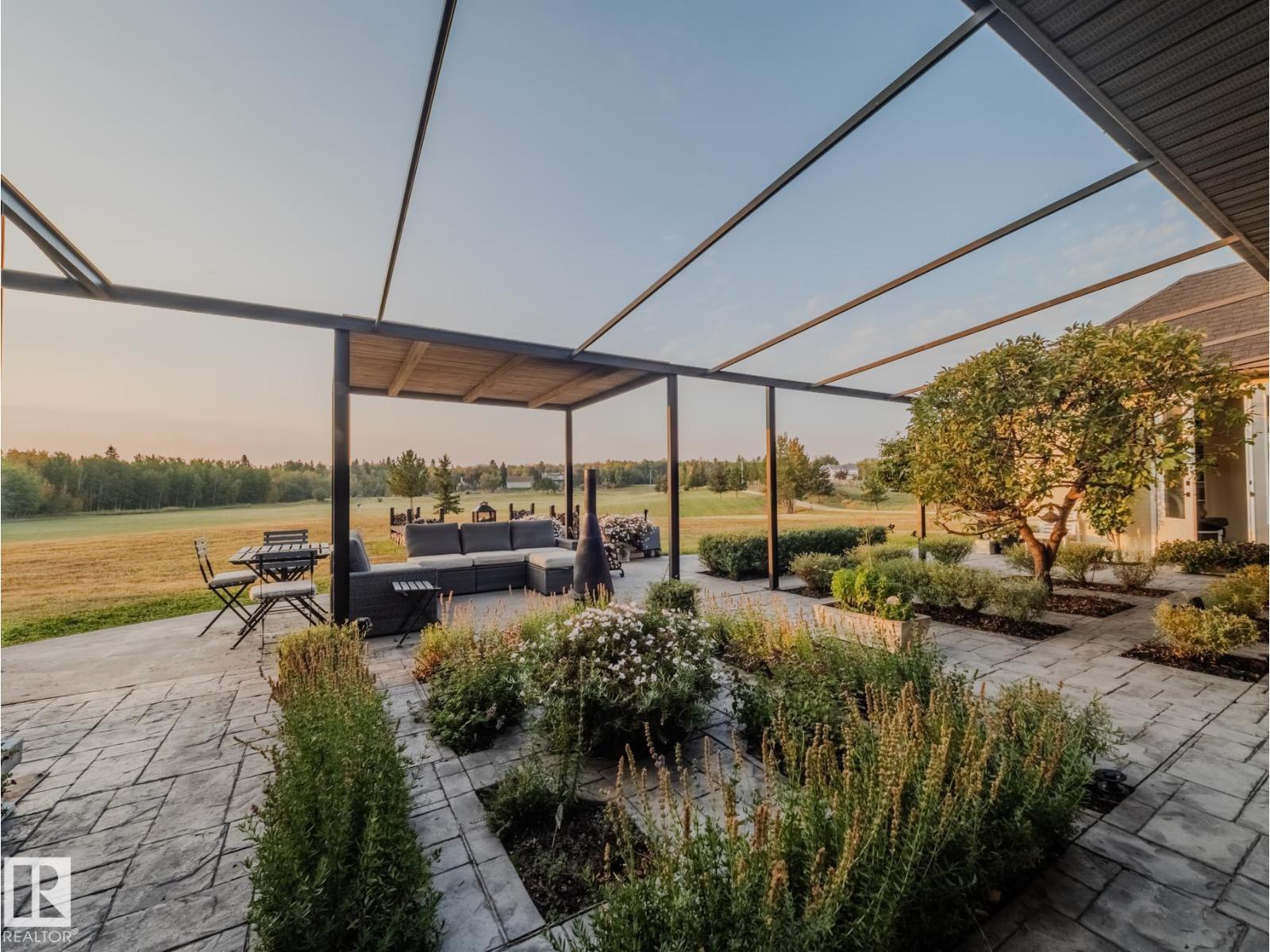 22250 TWP ROAD 512, Rural Strathcona County