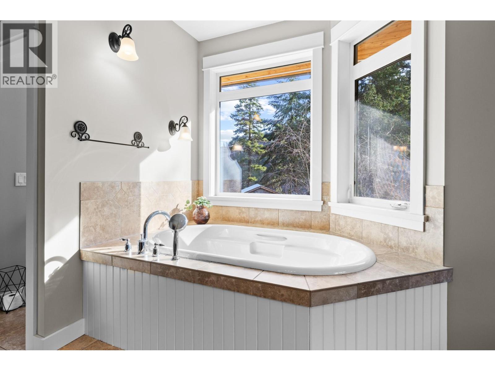  4802 Trepanier Road, Peachland