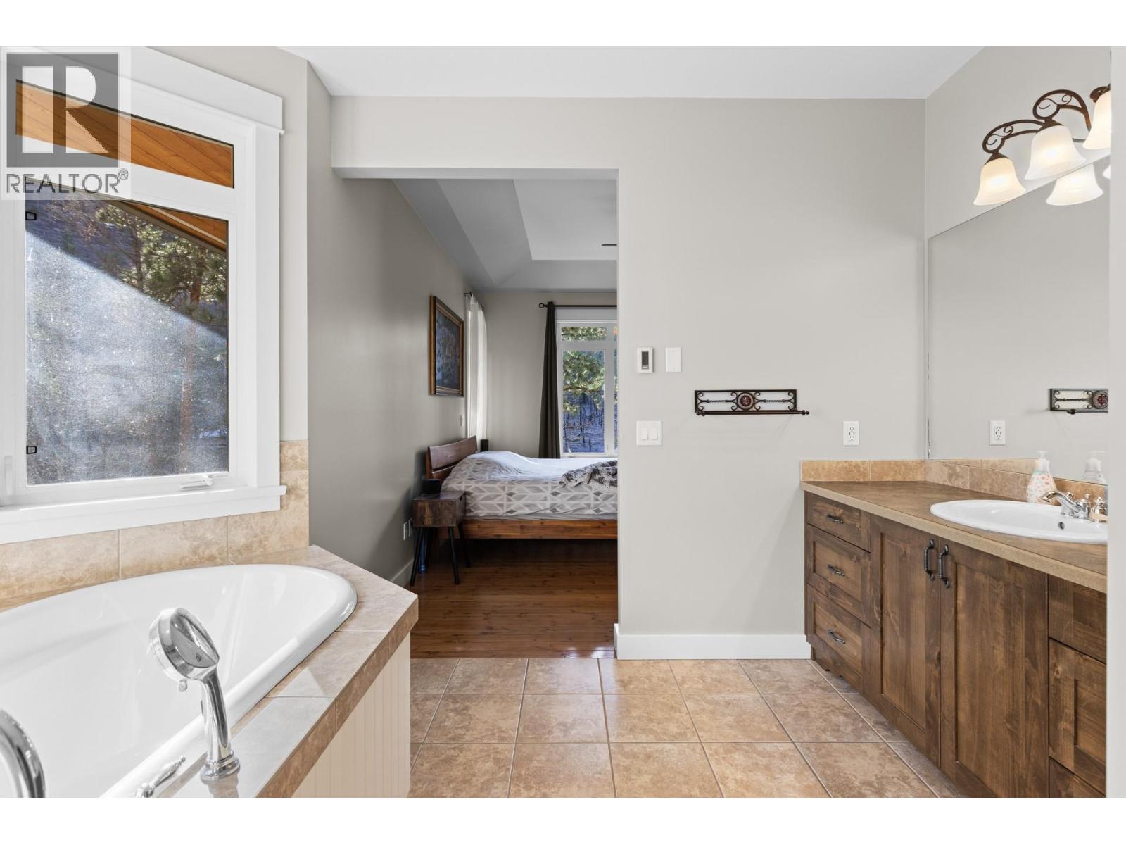  4802 Trepanier Road, Peachland