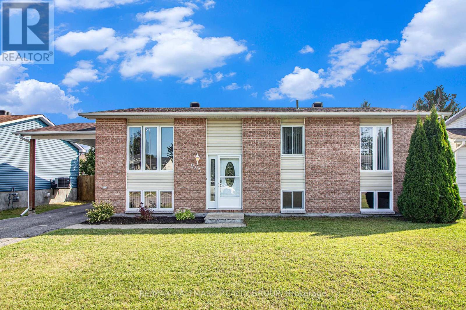 Situated in a quiet family friendly neighbourhood.