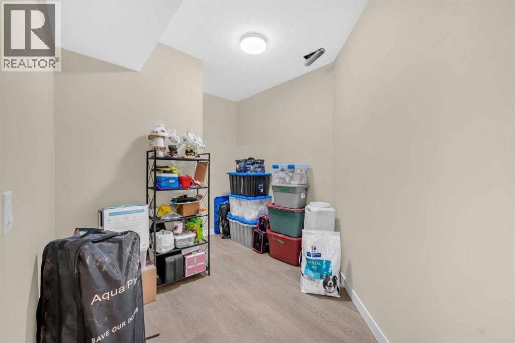 3 Sunset Court, Cochrane