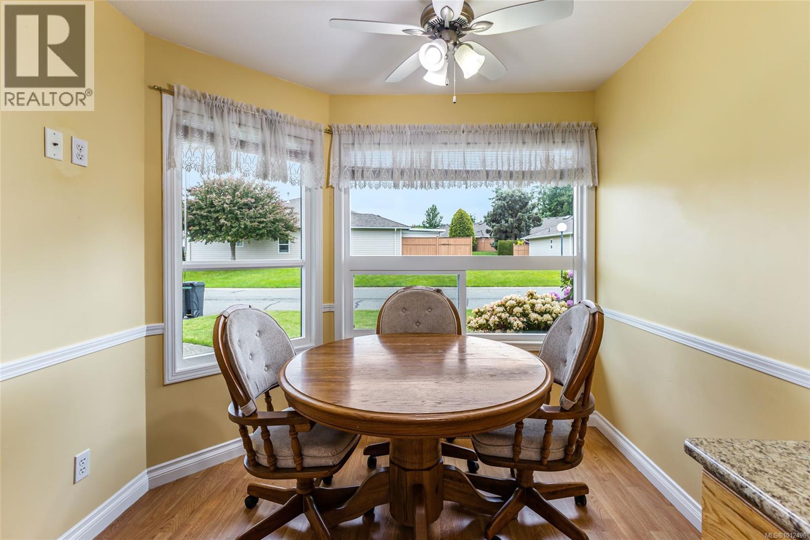 103 240 Stanford Ave E, Parksville