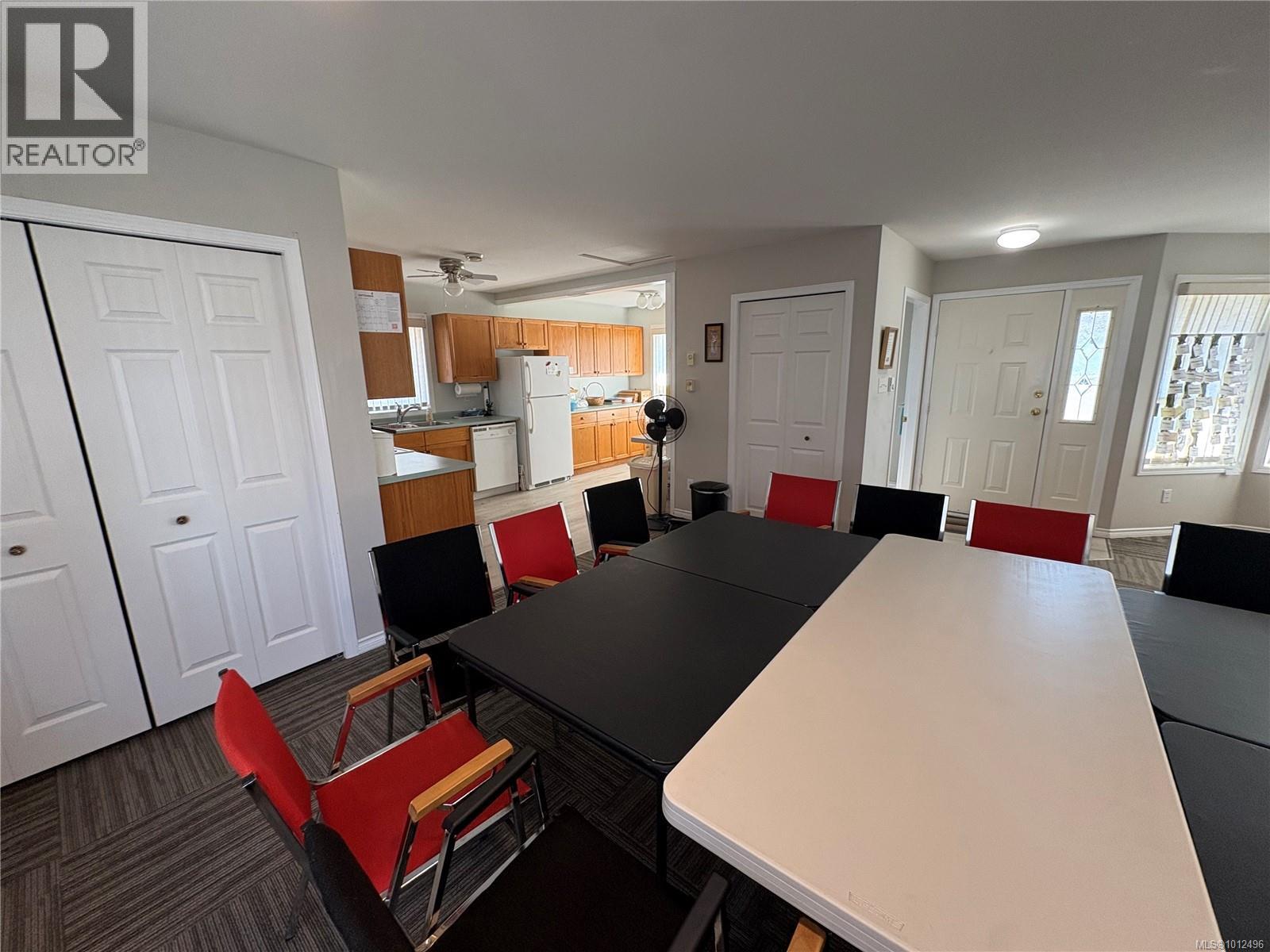 103 240 Stanford Ave E, Parksville