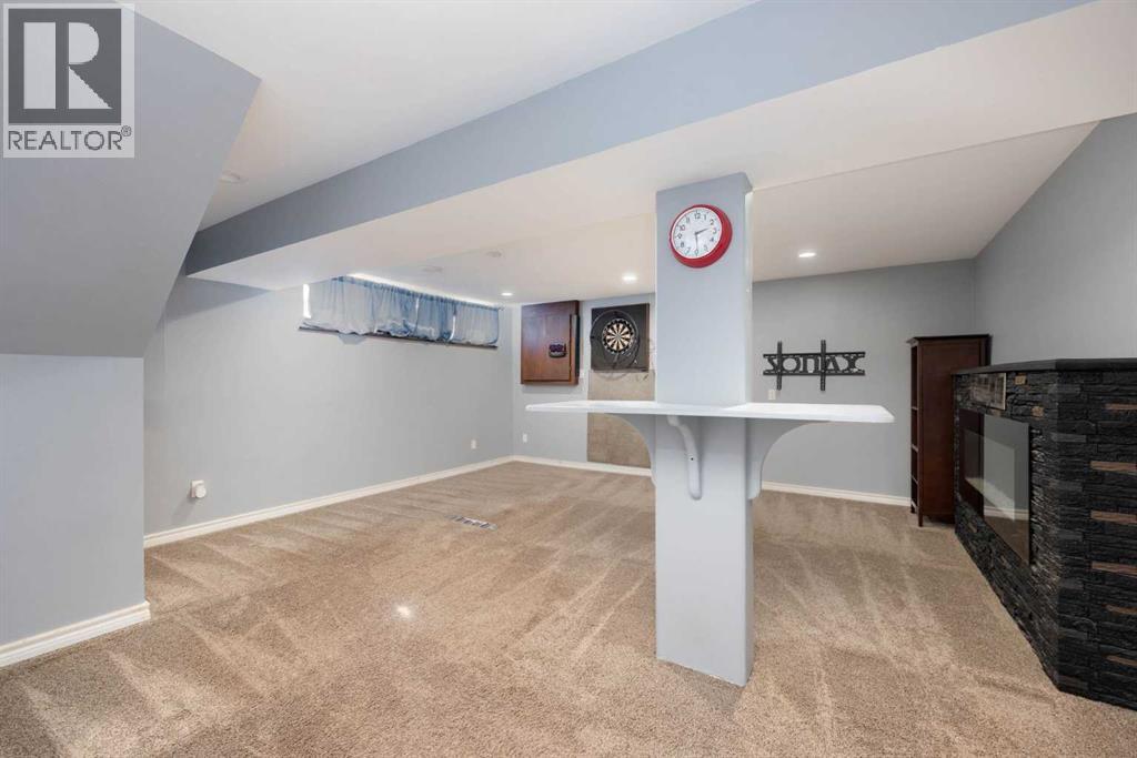 226 Windsor Drive, Fort McMurray
