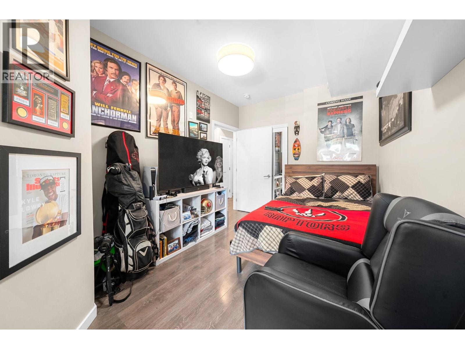 411 38033 SECOND AVENUE, Squamish