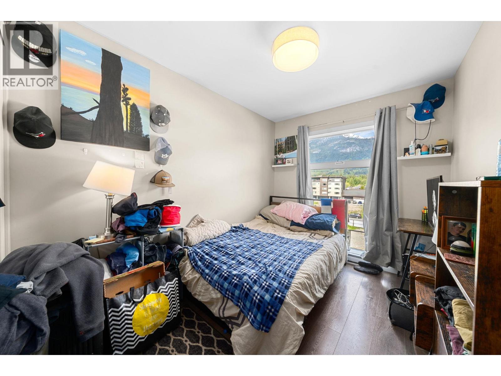 411 38033 SECOND AVENUE, Squamish