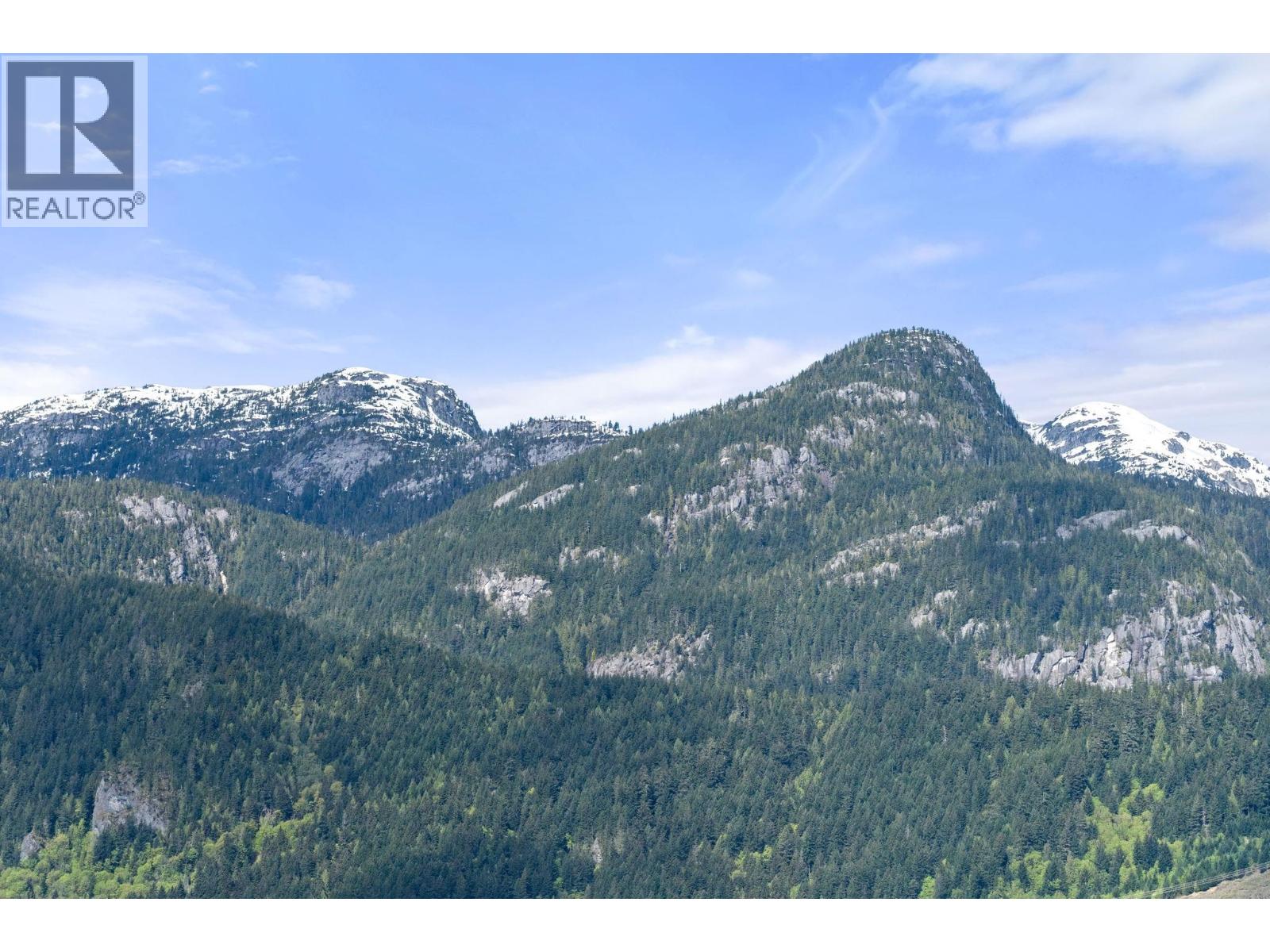 411 38033 SECOND AVENUE, Squamish