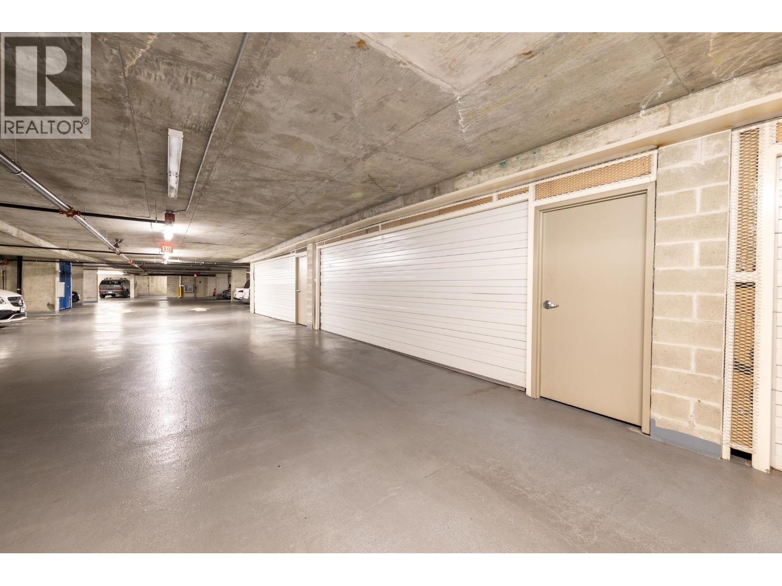 2501 8 SMITHE MEWS, Vancouver