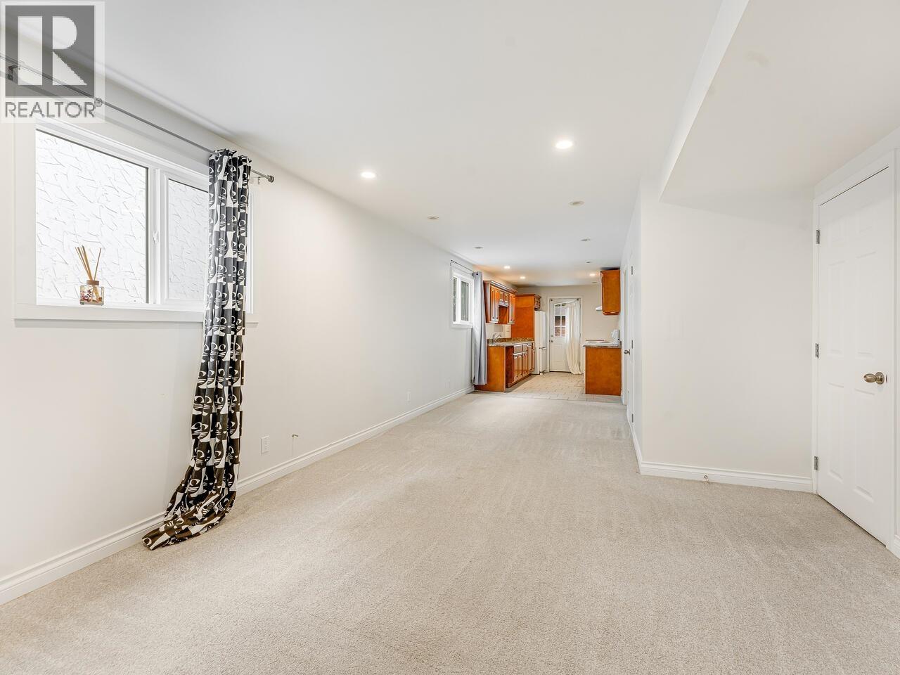 1732 PRAIRIE AVENUE, Port Coquitlam
