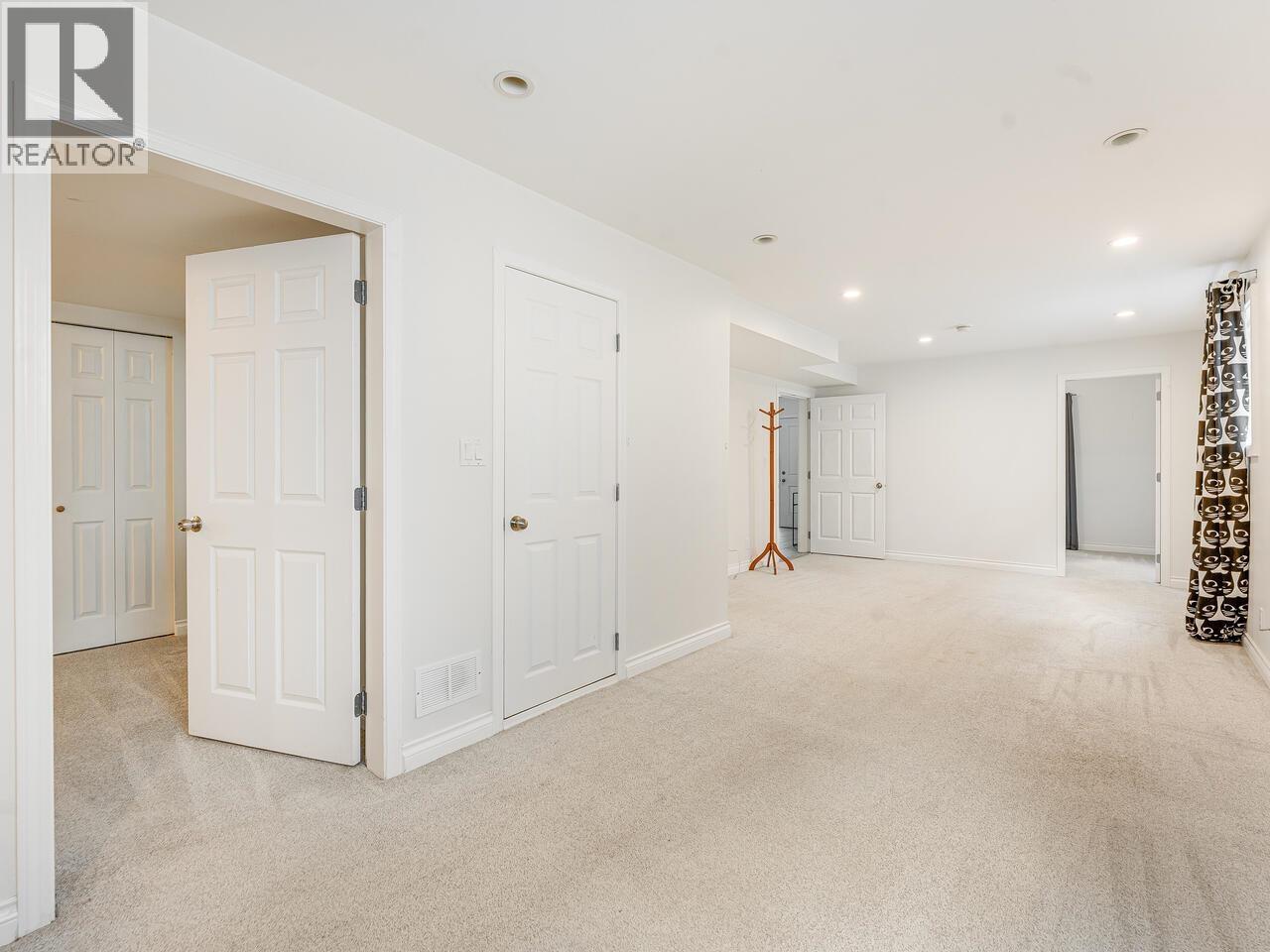 1732 PRAIRIE AVENUE, Port Coquitlam