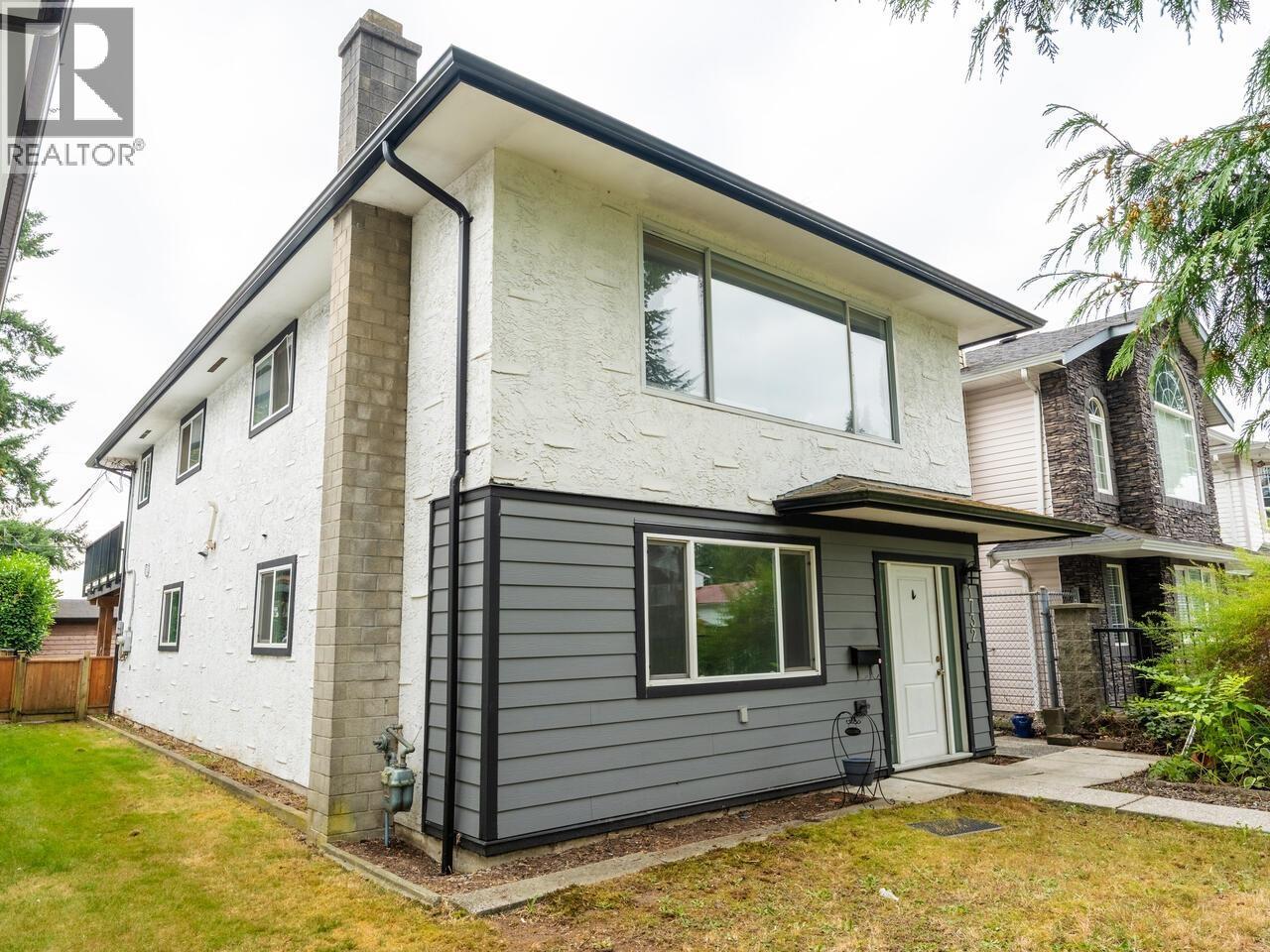 1732 PRAIRIE AVENUE, Port Coquitlam
