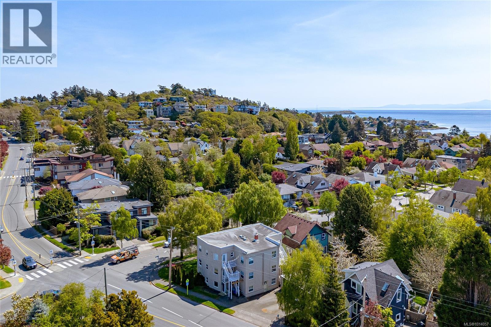 370 Richmond Ave, Victoria