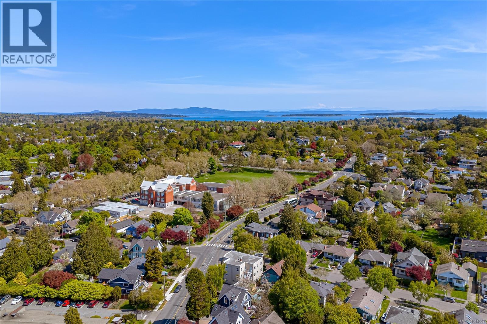 370 Richmond Ave, Victoria