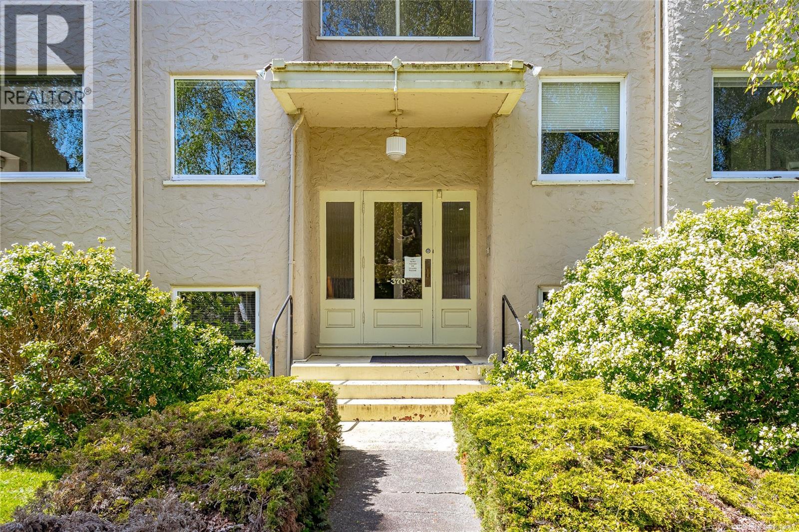 370 Richmond Ave, Victoria
