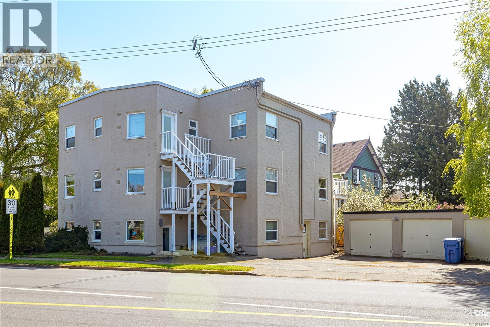 370 Richmond Ave, Victoria