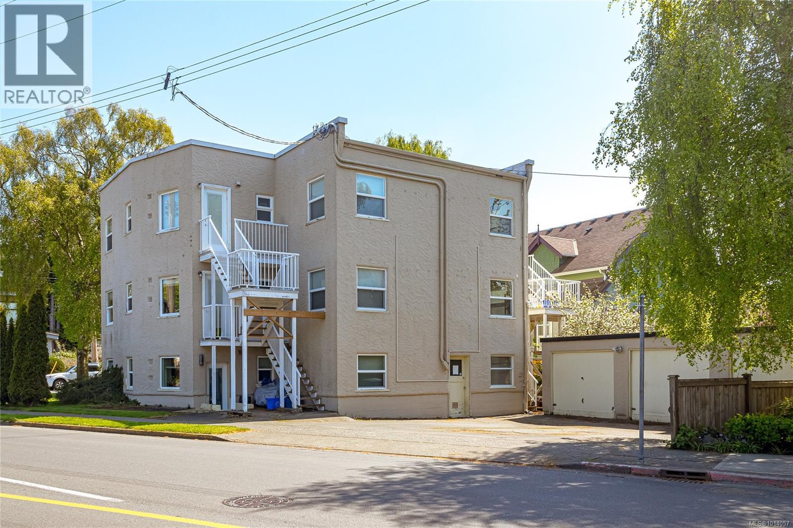 370 Richmond Ave, Victoria