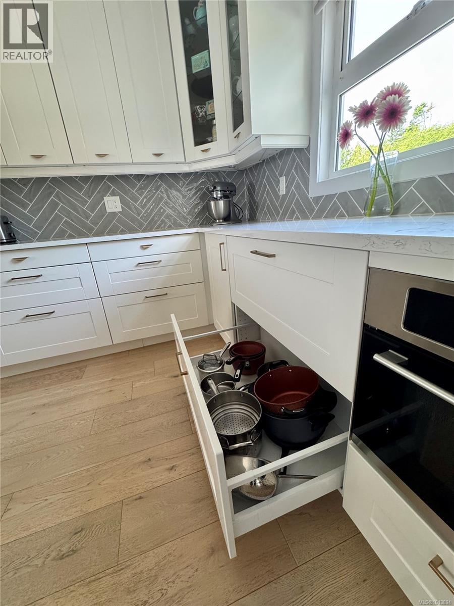  5877 Sooke Road, Sooke
