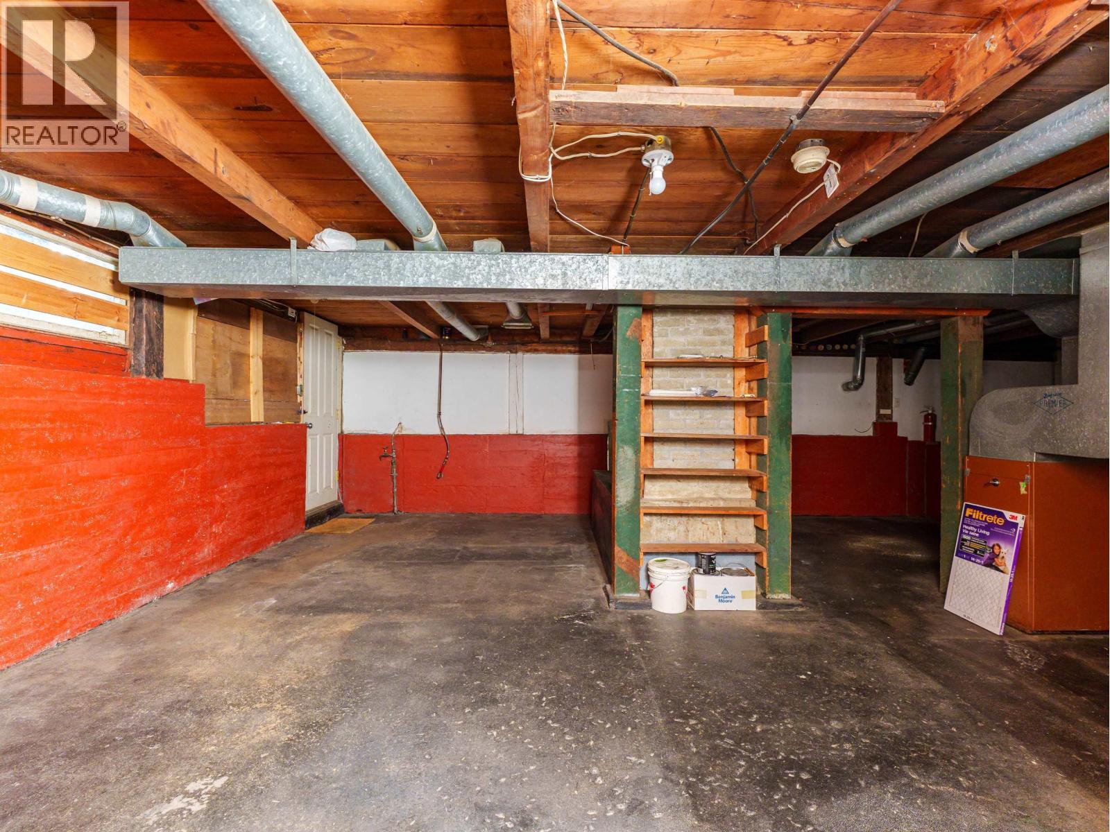 4150 DOLLARTON HIGHWAY, North Vancouver