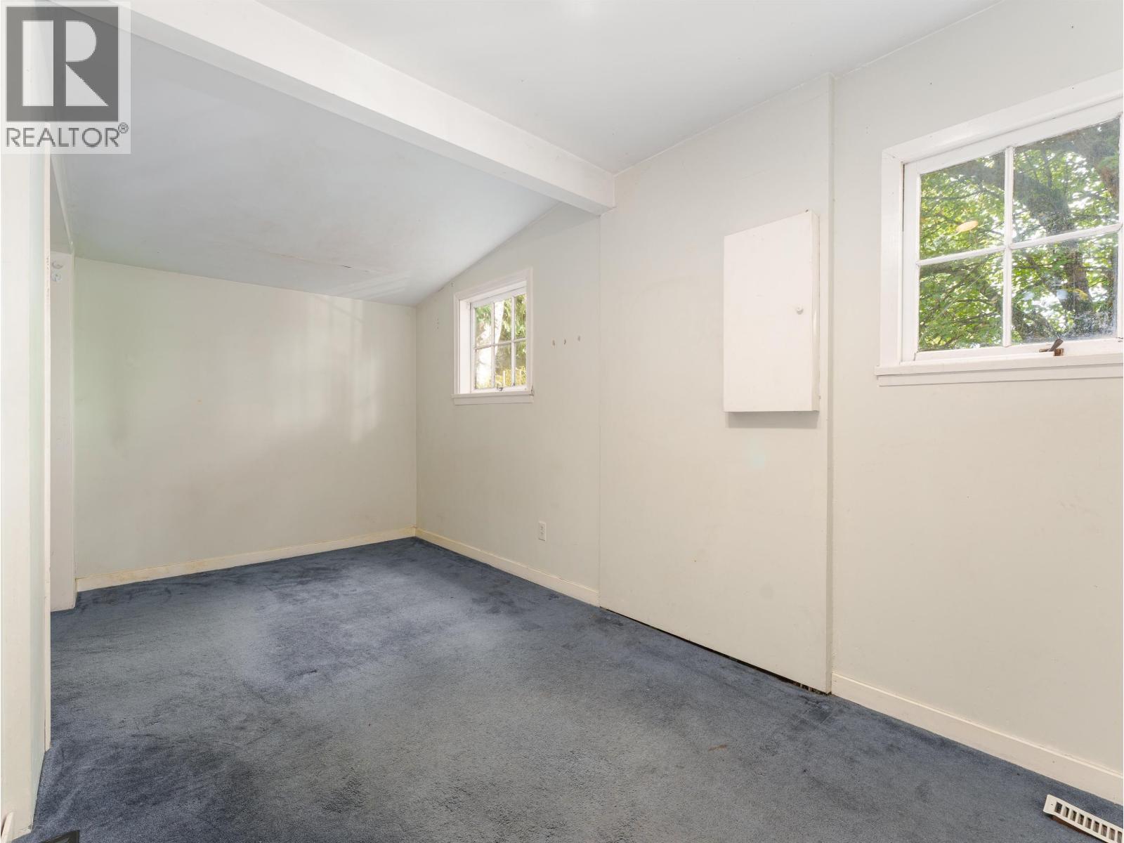 4150 DOLLARTON HIGHWAY, North Vancouver