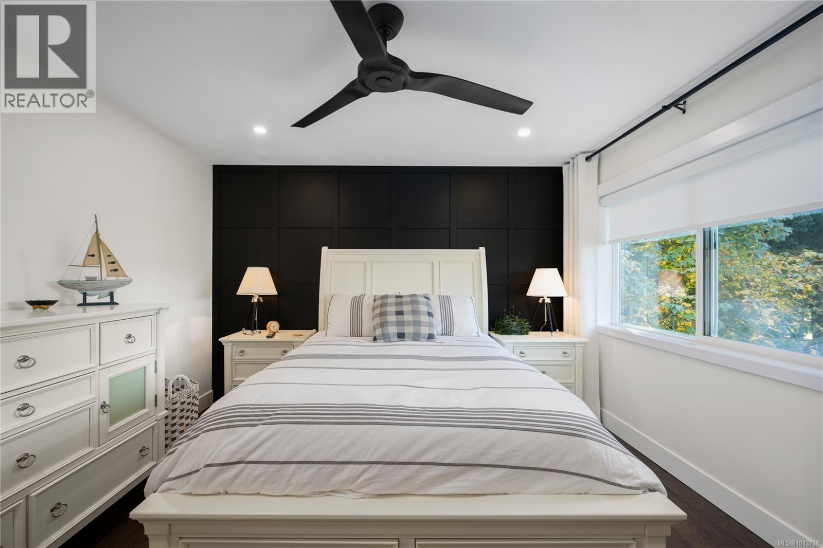 6073 Pleasant Valley Way, Nanaimo