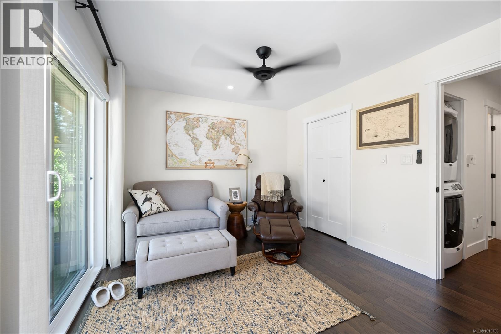 6073 Pleasant Valley Way, Nanaimo