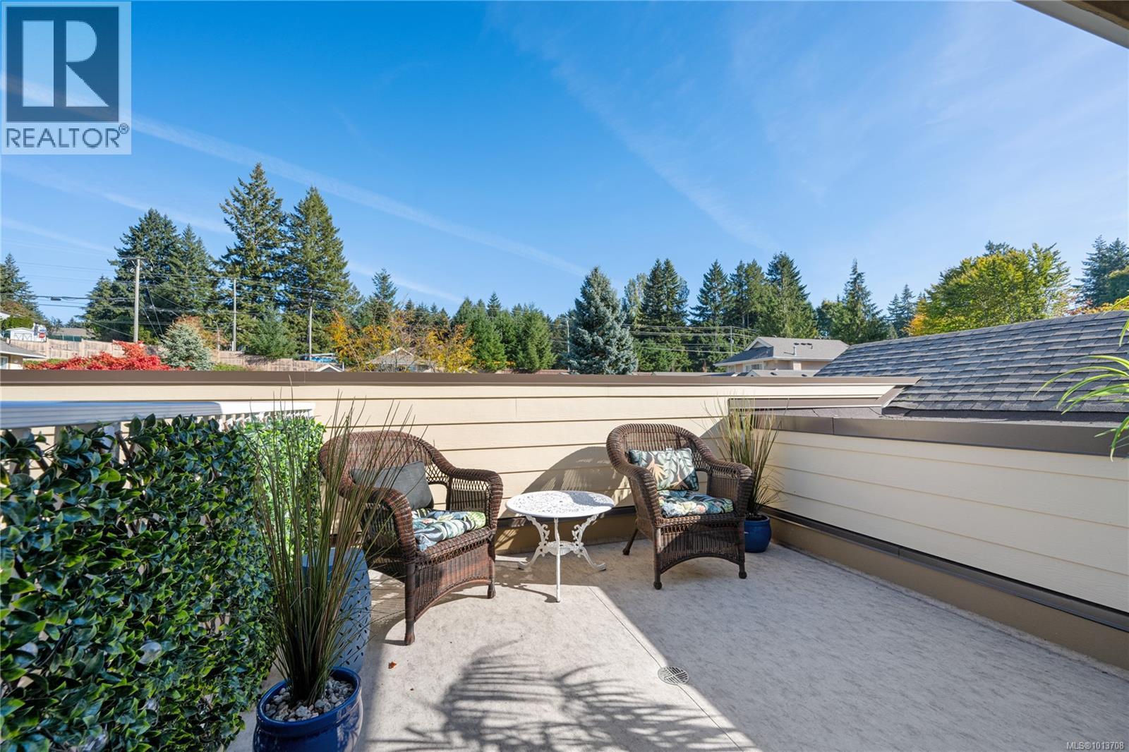 6073 Pleasant Valley Way, Nanaimo