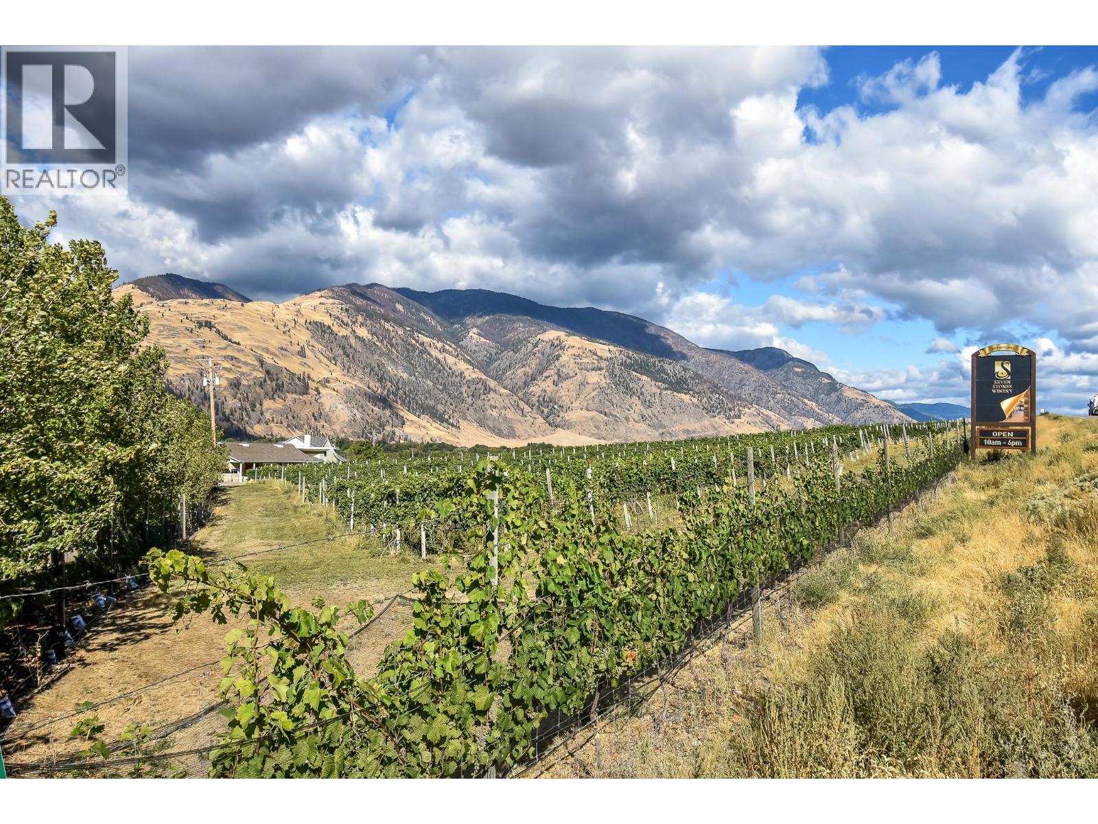 1143 Highway 3, Cawston