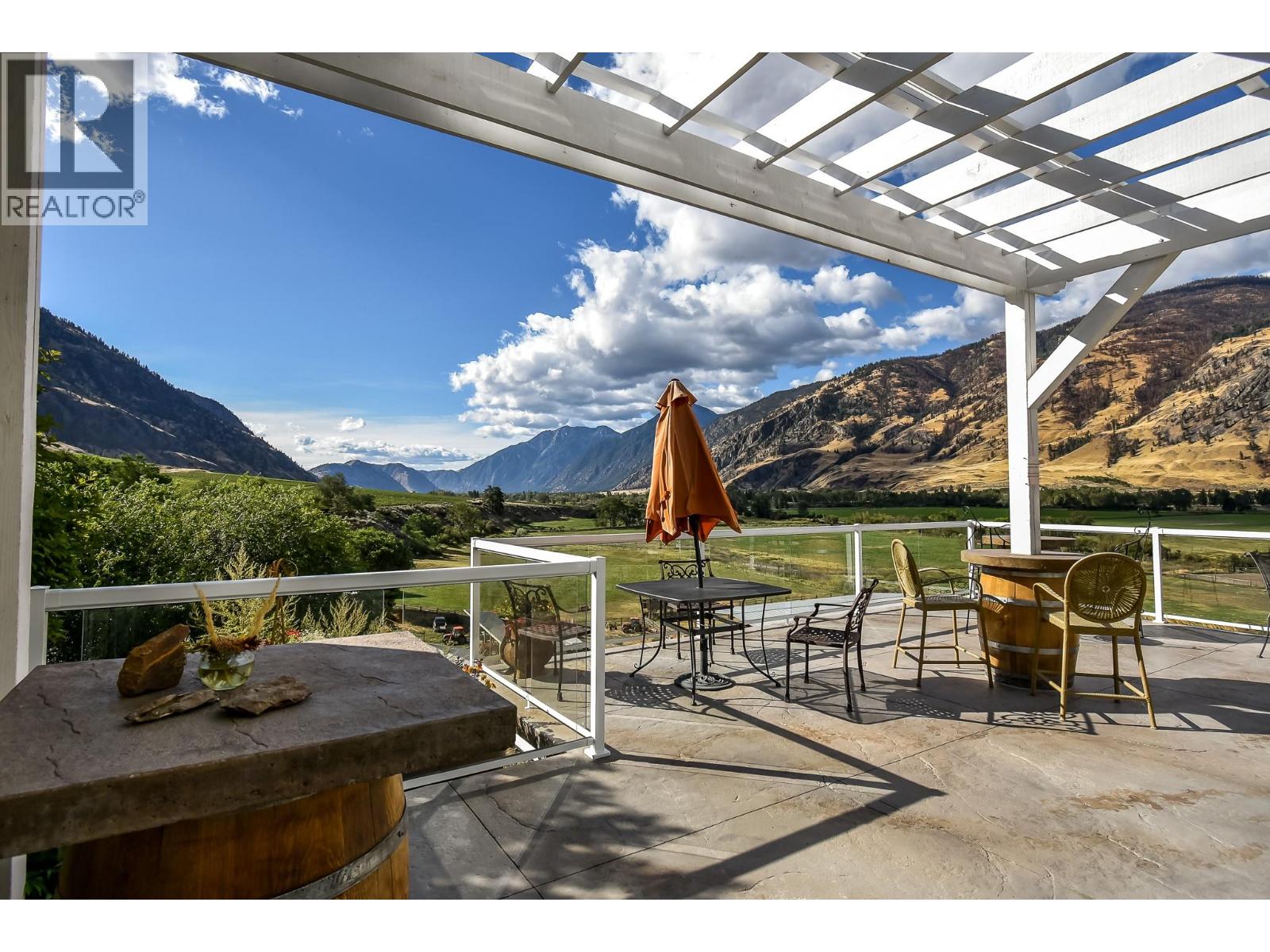 1143 Highway 3, Cawston