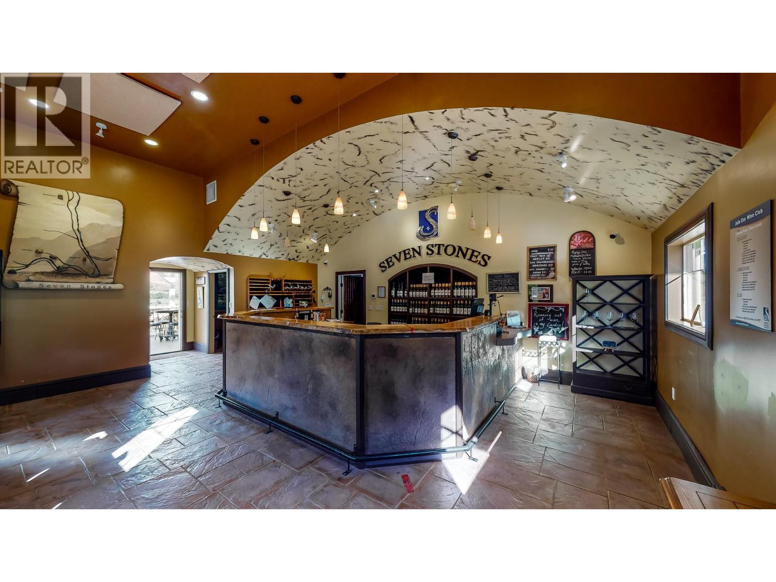 1143 Highway 3, Cawston