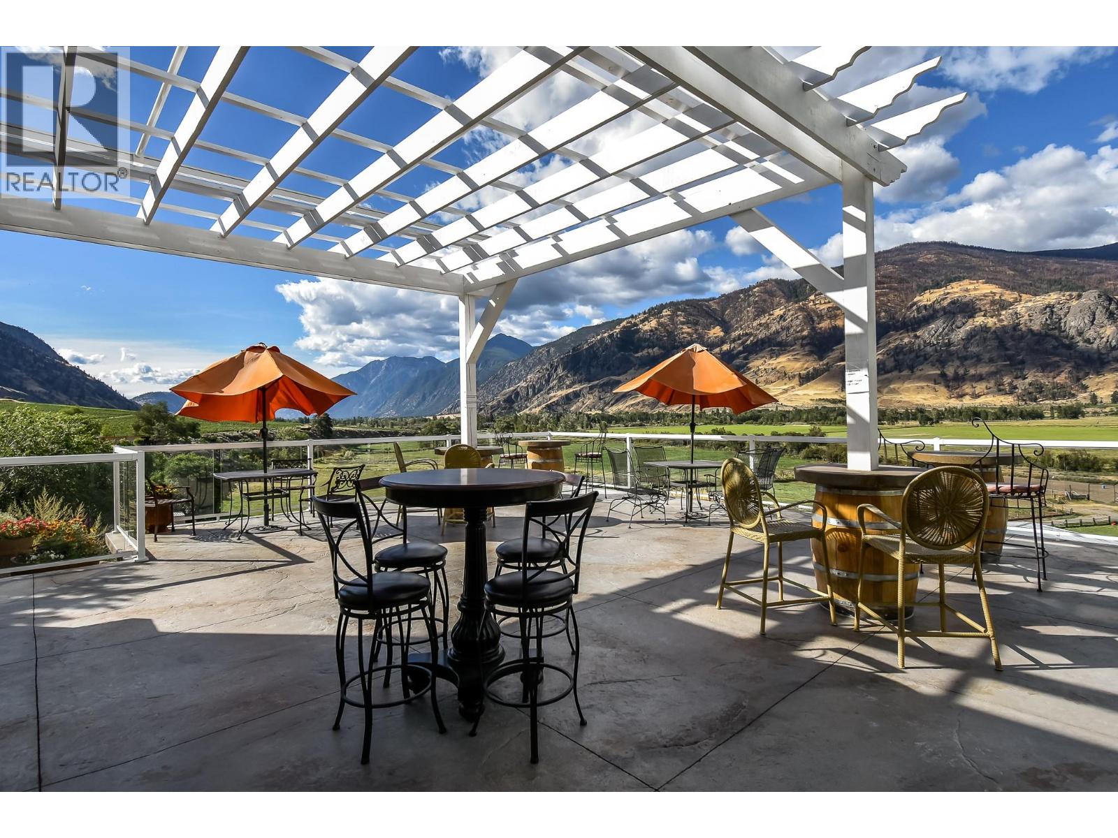 1143 Highway 3, Cawston