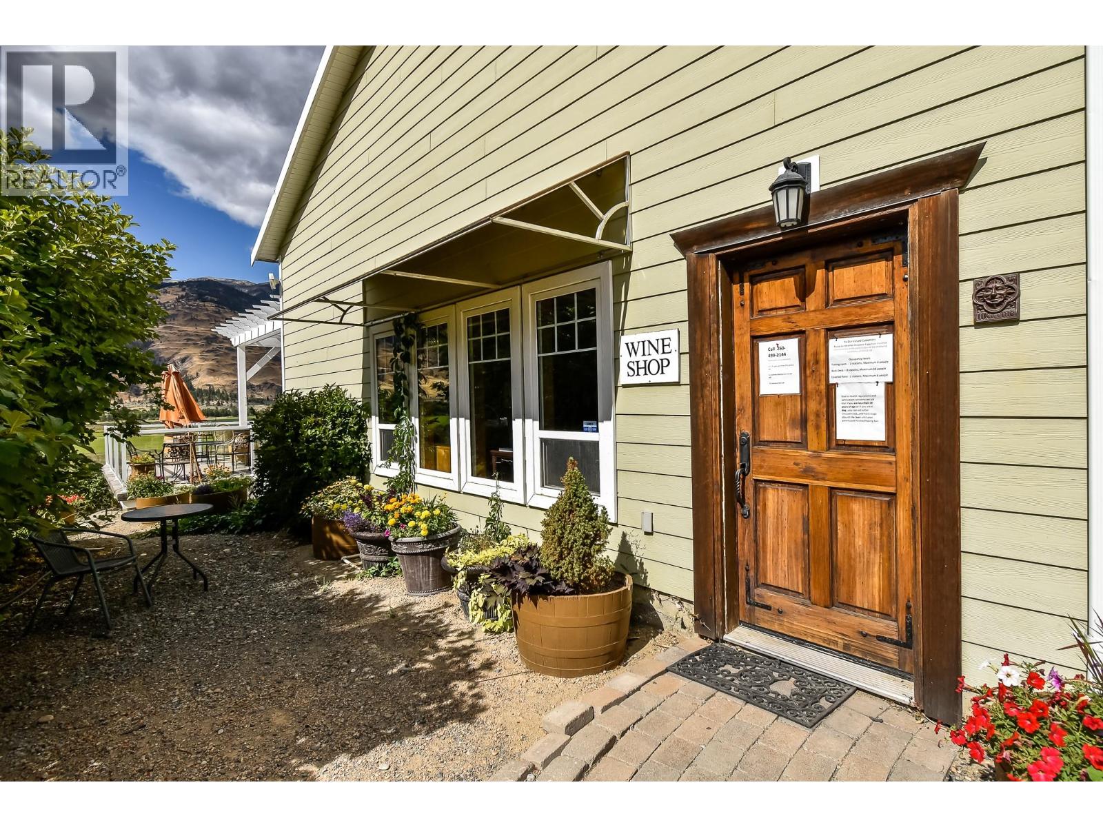 1143 Highway 3, Cawston