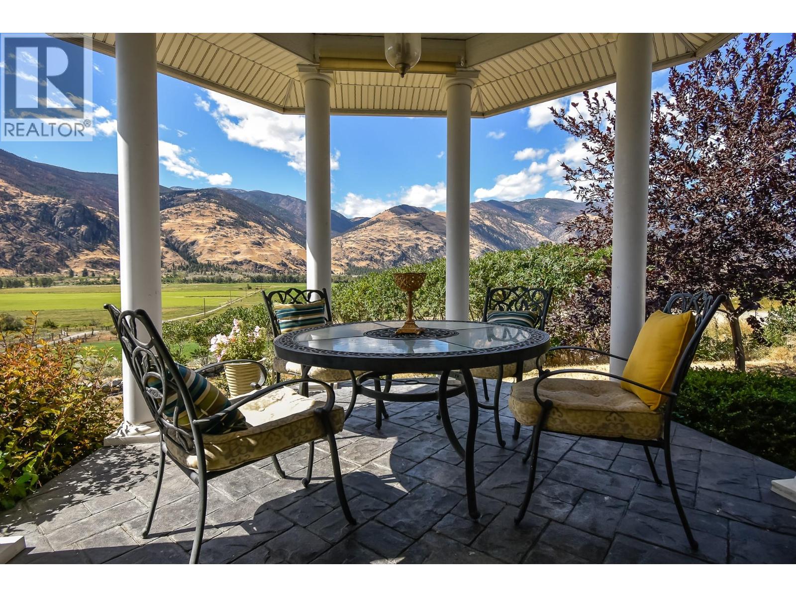 1143 Highway 3, Cawston