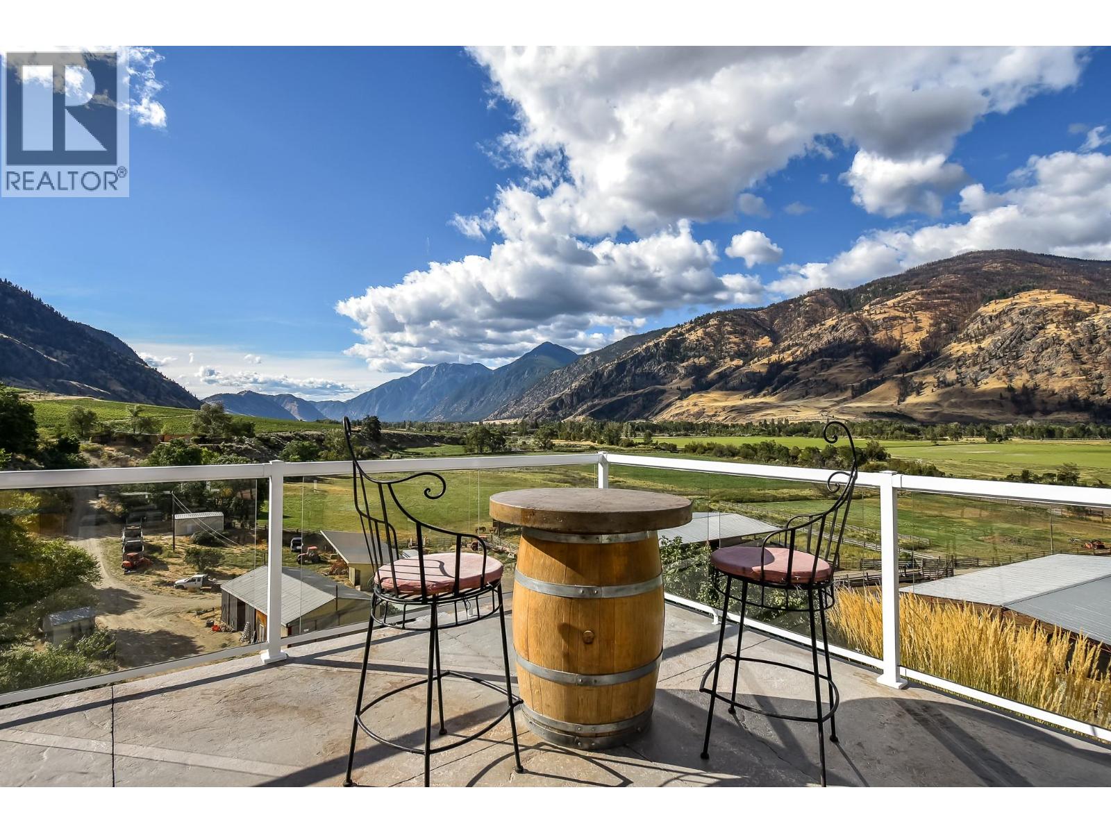 1143 Highway 3, Cawston
