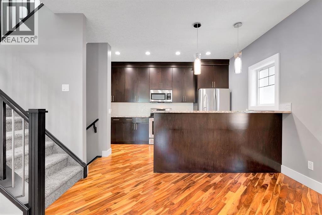 Single Family House for Sale in    Avenue NE Crescent Heights Calgary 