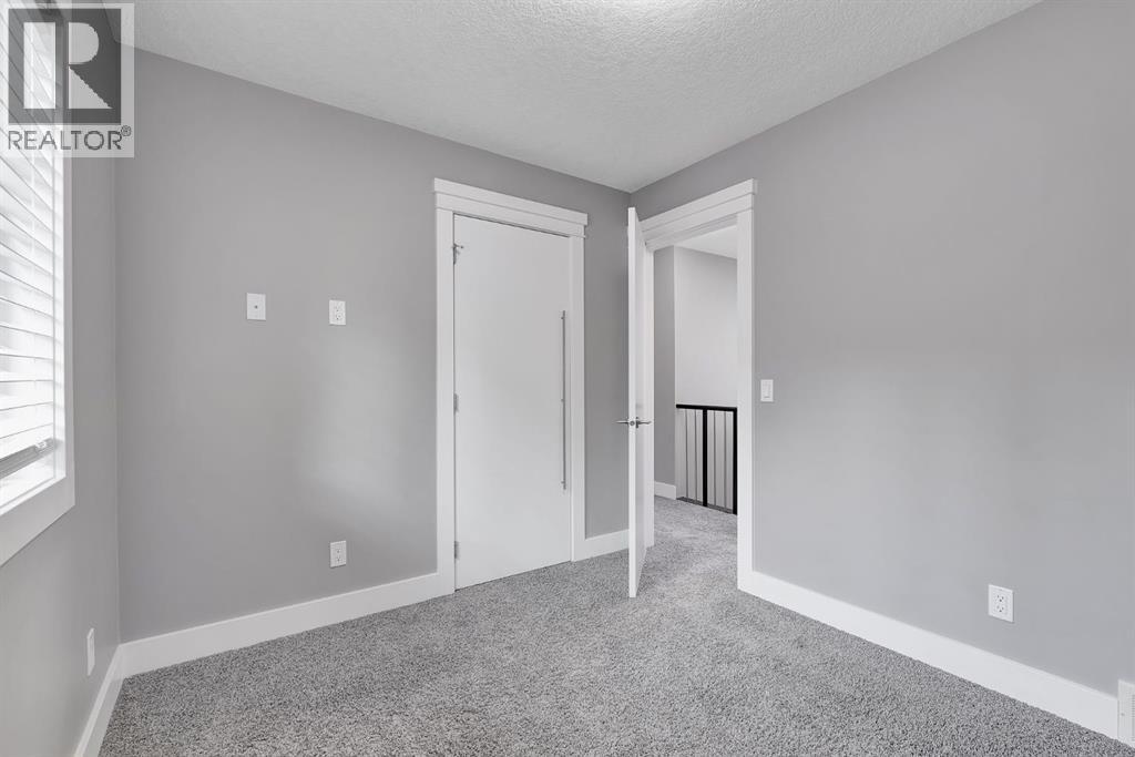 Single Family House for Sale in    Avenue NE Crescent Heights Calgary 